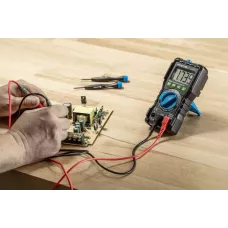 Цифровой мультиметр с технологией 
SMART HT1E601