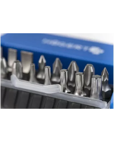 Набор бит с битодержателем 1/4″, SL, PH, PZ, TORX, 17 шт. HT1S401
