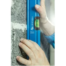 Уровень алюминиевый 80 см, 3-х пузырьковый HT4M028