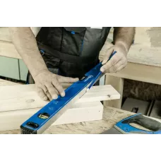 Уровень алюминиевый 80 см, 3-х пузырьковый HT4M028