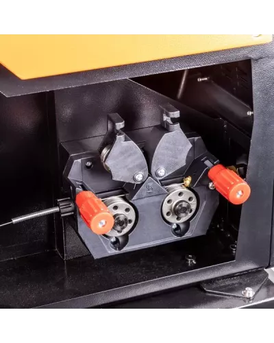 Аппарат для ручной лазерной сварки, резки и очистки FOXWELD LASER 1500-4-МТ AIR