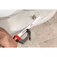 Компактная ножовка по металлу Milwaukee