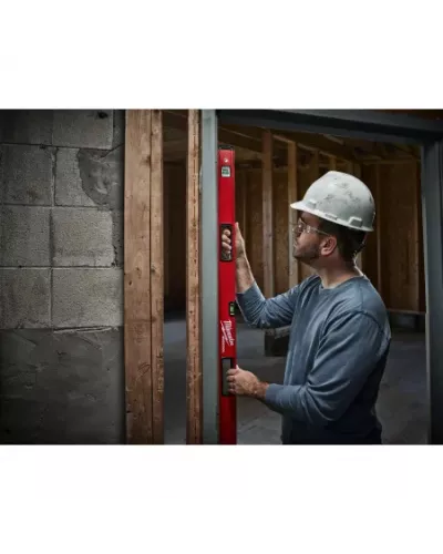 REDSTICK™ в корпусе Backbone 120 см магнитный Milwaukee