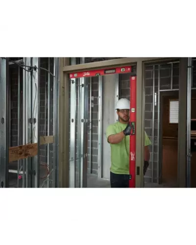 REDSTICK™ в корпусе Backbone 200 см магнитный Milwaukee