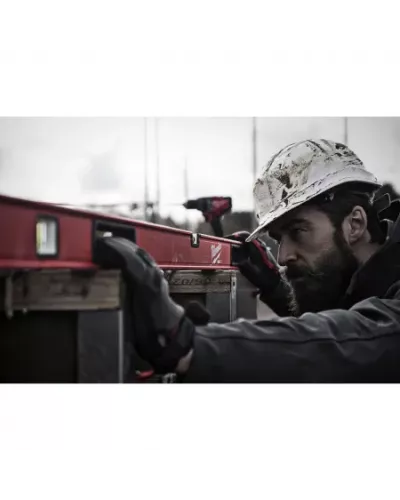 REDSTICK™ в корпусе Backbone 200 см магнитный Milwaukee