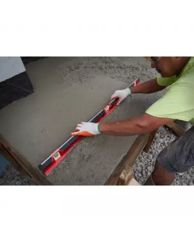 REDSTICK™ уровни для работы с бетоном 120 см не магнитный Milwaukee