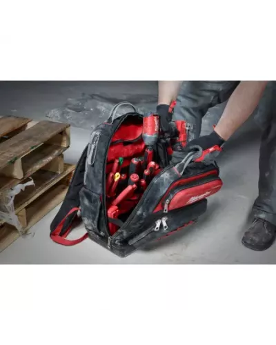 Рюкзак с жестким дном большой Ultimate Jobsite Backpack Milwaukee