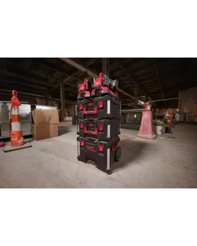 Зарядное устройство M18 PC6 EU на 6 аккумуляторов Milwaukee