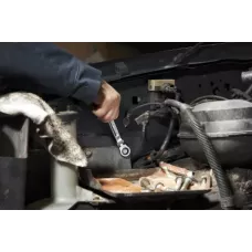 Гаечный ключ рожково-накидной с трещоткой и шарниром в накидной части Milwaukee MAX BITE 19 мм  (Арт. 4932480192)