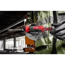 MILWAUKEE Отвертка универсальная с трещоткой 14 в 1, арт. 4932480582, шт