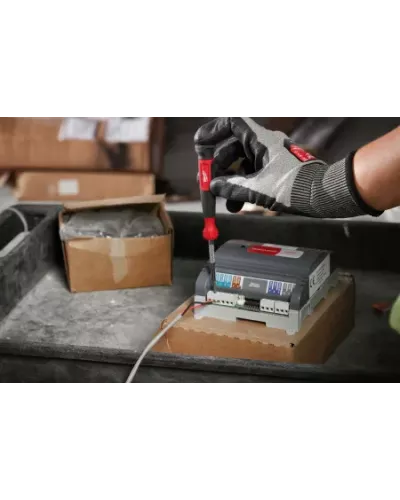 Отвертка для точной механики 4 IN 1 PRECISION MULTI-BIT SCREWDRIVER Milwaukee