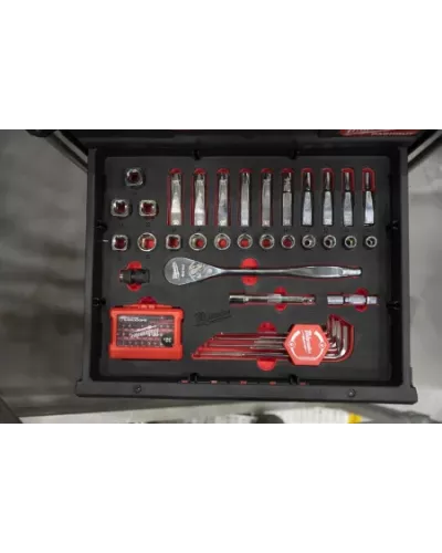 Ложемент для ящика с выдвижными отсекамиPACKOUT (70 предм.) Milwaukee