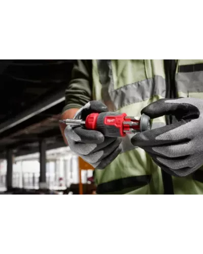 Универсальная отвертка 8 IN 1 COMPACT MULTI-BIT SCREWDRIVER Milwaukee