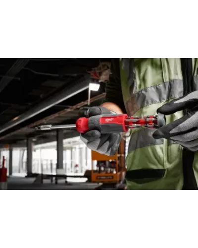Универсальная отвертка 27 IN 1 MULTI-BIT SCREWDRIVER Milwaukee