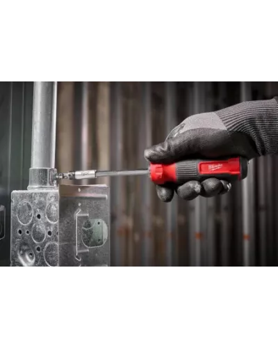 Универсальная отвертка 27 IN 1 MULTI-BIT SCREWDRIVER Milwaukee