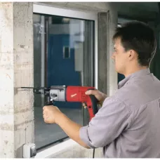 1010 Вт Двухскоростная ударная дрель PD2E 24 RS Milwaukee