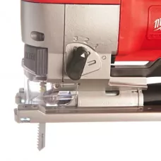 Лобзик со скобовидной рукояткой JSPE 135 Milwaukee