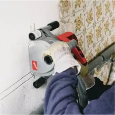 Штроборез мощностью 1900 Вт, диск 150 мм, глубина реза 45 мм WCS 45 Milwaukee