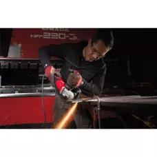 1550 Вт Углошлифовальная машина с AVS AGV 15-125 XE Milwaukee