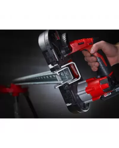 М12™ субкомпактная ленточная пила M12 BS-0 Milwaukee