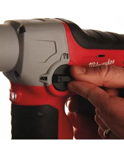 M12™ субкомпактный SDS-plus перфоратор M12 H-402C Milwaukee