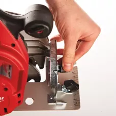 М18™ 55 мм циркулярная пила по дереву и пластику HD18 CS Milwaukee