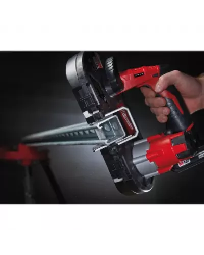 М12™ субкомпактная ленточная пила M12 BS-402C Milwaukee
