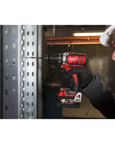 М18™ Компактная дрель-шуруповерт M18 BDD-402C Milwaukee