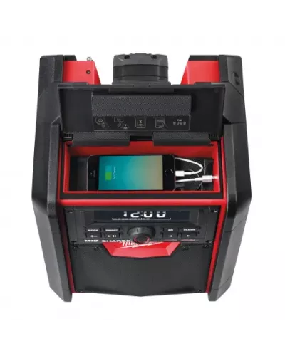 М18™ Радио / зарядное устройство c Bluetooth® M18 RC Milwaukee