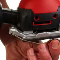 ШЛИФМАШИНА 1/4" SPS 140 Milwaukee