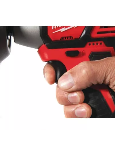 М12™ субкомпактная полировальная машина M12 BPS-0 Milwaukee