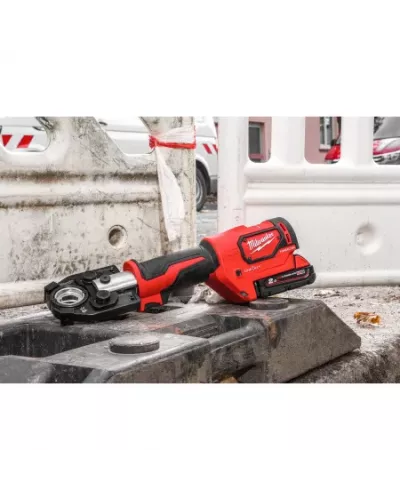 M18™ FORCE LOGIC™ гидравлический 53 кН инструмент для обжима кабеля M18 HCCT Milwaukee