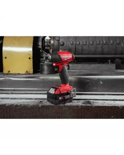 Аккумуляторный импульсный гайковерт с фиксацией пиномM18 ONEIWP12-502X FUEL ONE-KEY 1/2