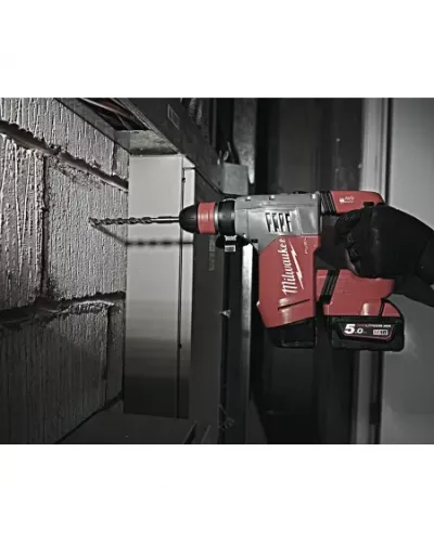 M18 FUEL™ Высокопроизводительный 4-х режимный SDS-plus перфоратор с патроном FIXTEC M18 CHPX-502X Milwaukee