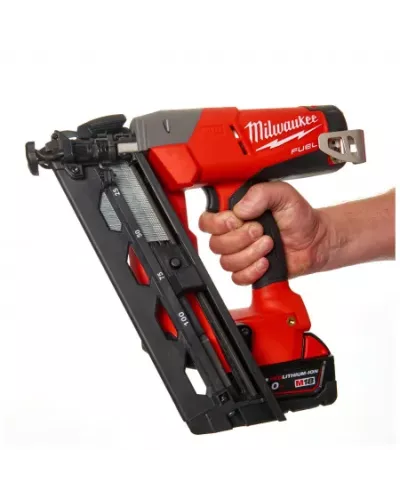 M18 FUEL™ 16 GA Гвоздезабиватель с наклонным магазином M18 CN16GA-0X Milwaukee