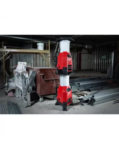 Аккумуляторный светодиодный фонарь c функцией зарядного устройства Milwaukee M18 ONESLDP-0 ONE-KEY  (Арт. 4933459160)