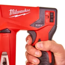 M12™ субкомпактный степлер M12 BST-0 Milwaukee