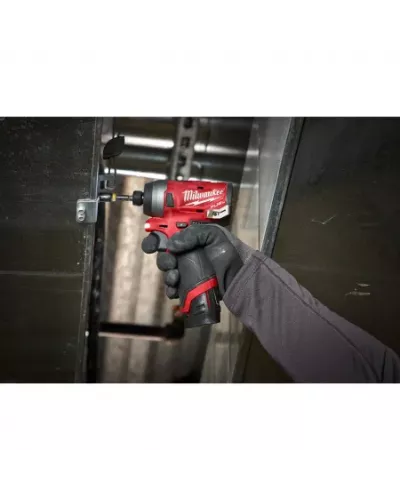 M12 FUEL™ субкомпактный импульсный винтоверт с хвостовиком 1/4