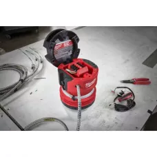 Высокомощный фонарь HOBL 7000 Milwaukee