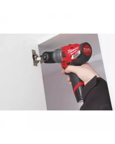 M12™ субкомпактная ударная дрель со съемным патроном M12 FPDXKIT-202X Milwaukee