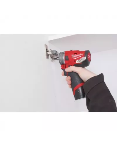 M12™ субкомпактная ударная дрель со съемным патроном M12 FPDXKIT-202X Milwaukee