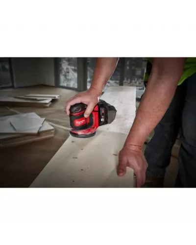M18™ 125 мм Эксцентриковая шлифмашина M18 BOS125-502B Milwaukee
