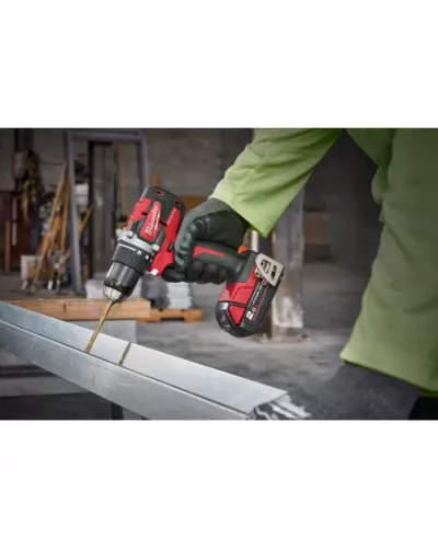 M18™ Компактная бесщеточная дрель - шуруповерт M18 CBLDD-202C Milwaukee