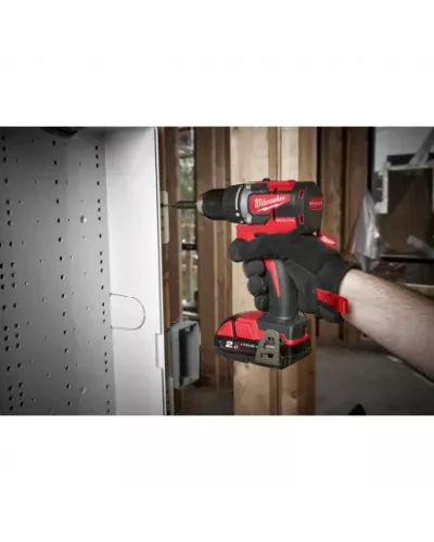 M18™ Компактная бесщеточная дрель - шуруповерт M18 CBLDD-202C Milwaukee