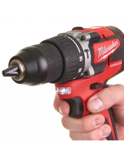 M18™ Компактная бесщеточная ударная дрель M18 CBLPD-0 Milwaukee