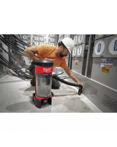 M18 FUEL™ ранцевый пылесос M18 FBPV Milwaukee