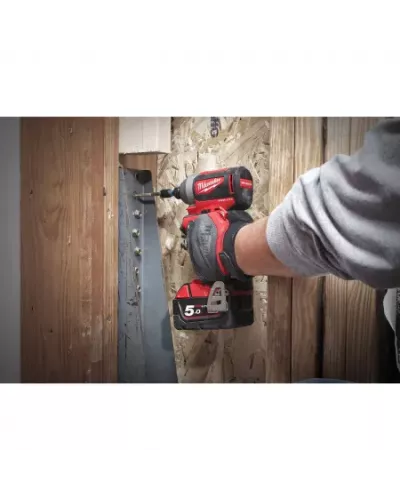 M18™ Бесщеточный импульсный винтоверт M18 BLID2-502X Milwaukee