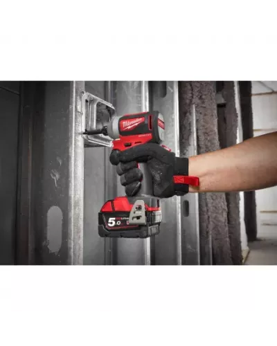 M18™ Бесщеточный импульсный винтоверт M18 BLID2-502X Milwaukee