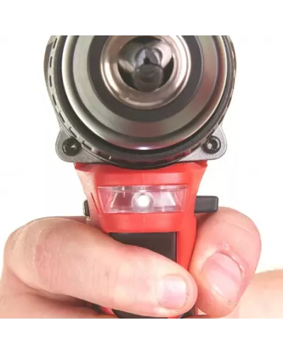 M18™ Компактная бесщеточная дрель - шуруповерт M18 CBLDD-402C Milwaukee