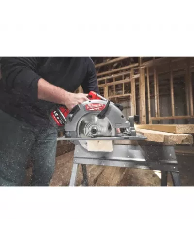 M18 FUEL™ 66 мм дисковая пила по дереву и пластику M18 FCS66-0C Milwaukee
